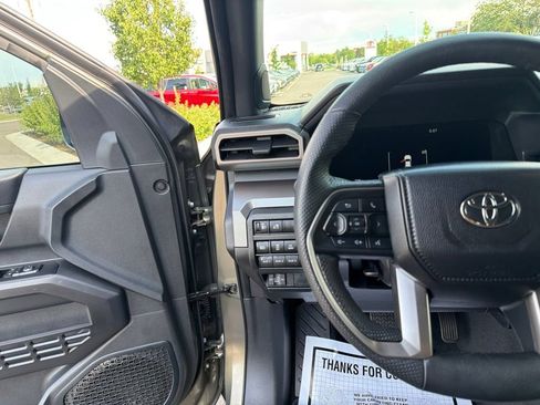 Used 2024 Toyota Tacoma TRD Off-Road w/ TRD Off Road Upgrade Package AWD/4WD image 26