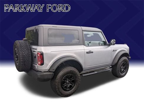 Used 2022 Ford Bronco Wildtrak image 5