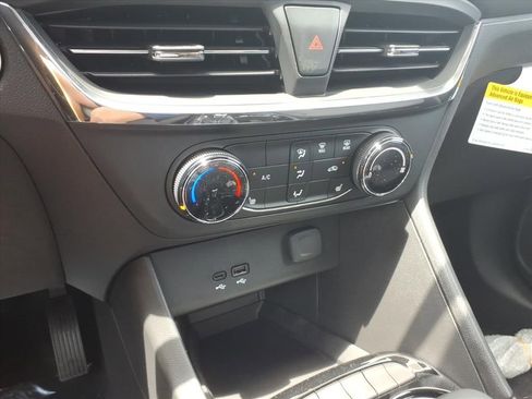 New 2026 Buick Encore GX Preferred FWD image 18