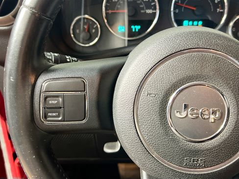 Used 2013 Jeep Wrangler Sport AWD/4WD image 18