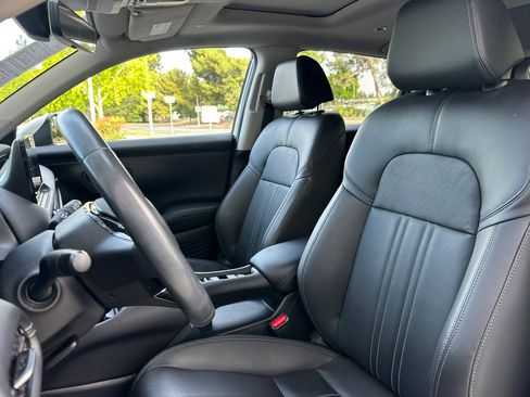 Used 2024 Honda HR-V EX-L image 5