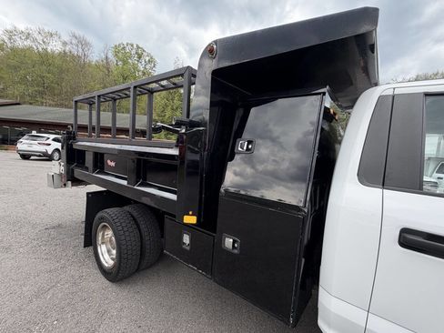 Used 2021 Ford F550 4x4 Regular Cab Super Duty image 10