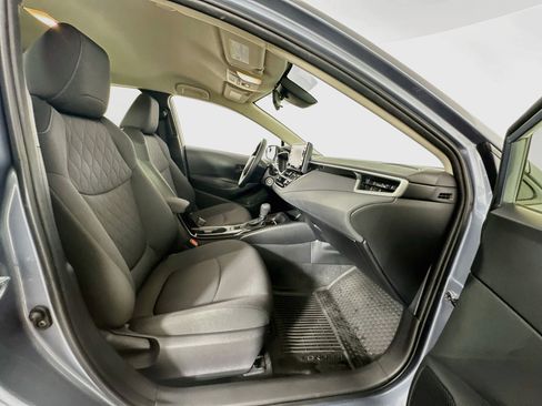 Used 2022 Toyota Corolla LE FWD image 29