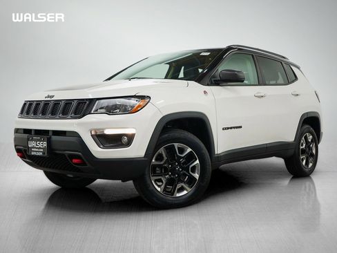 Used 2018 Jeep Compass Trailhawk w/ Leather Interior Group AWD/4WD image 1