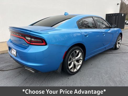 Used 2015 Dodge Charger SXT image 3