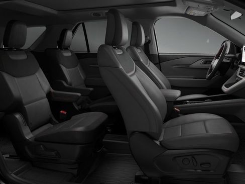 New 2026 Ford Explorer Active AWD/4WD image 6