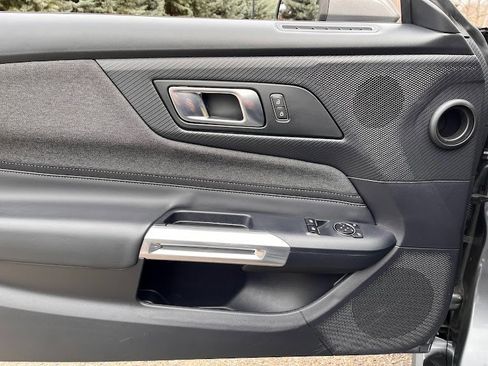 Used 2024 Ford Mustang Coupe image 6