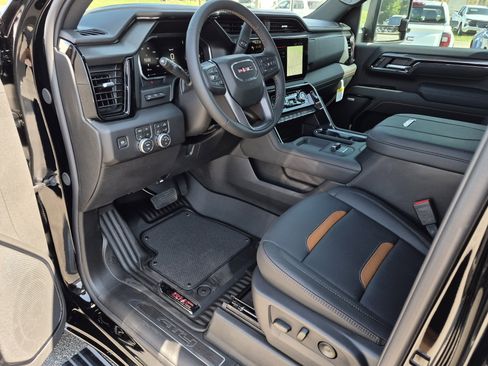 New 2026 GMC Sierra 2500 AT4 w/ AT4 Premium Plus Package AWD/4WD image 6