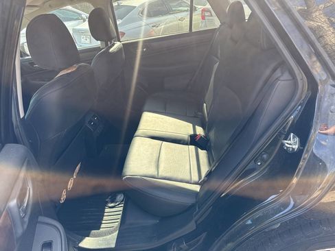 Used 2015 Subaru Outback 2.5i Limited image 8