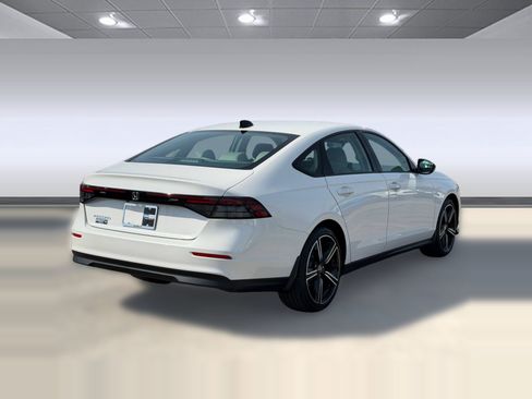 New 2026 Honda Accord SE image 9
