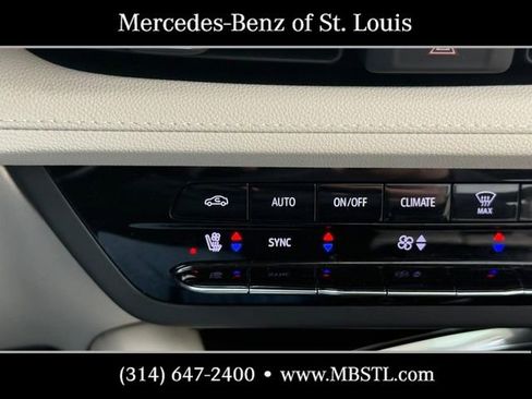Used 2023 Buick Envision Avenir AWD/4WD image 26