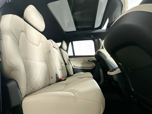 New 2026 Volvo XC90 B6 Plus w/ Protection Package Premier image 27