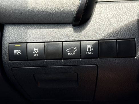 Used 2024 Toyota Camry SE w/ Convenience Package FWD image 17