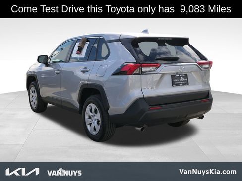 Used 2025 Toyota RAV4 LE image 6