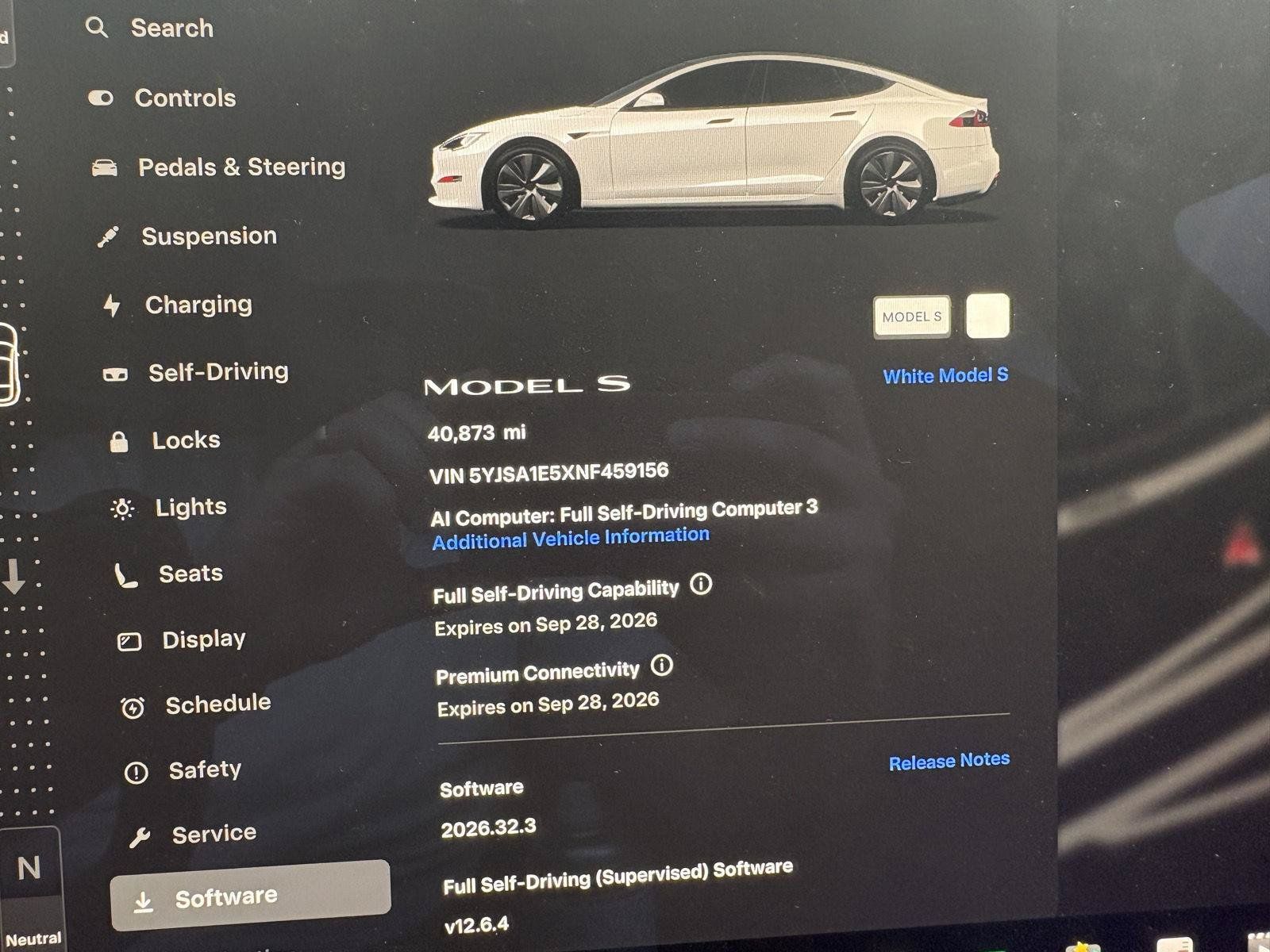 Used 2022 Tesla Model S AWD/4WD image 23