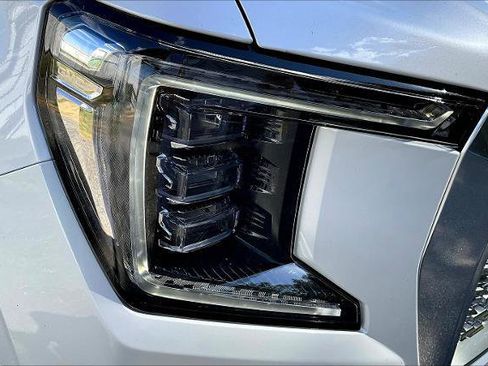 Used 2023 GMC Yukon XL Denali w/ Max Trailering Package image 32