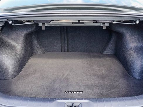 Used 2023 Nissan Altima 2.5 SR w/ SR Premium Package image 27