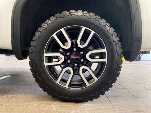 Used 2020 GMC Sierra 1500 AT4 w/ AT4 Premium Package image 25