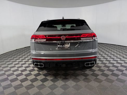 Used 2024 Volkswagen Atlas Cross Sport SEL Premium R-Line AWD/4WD image 9