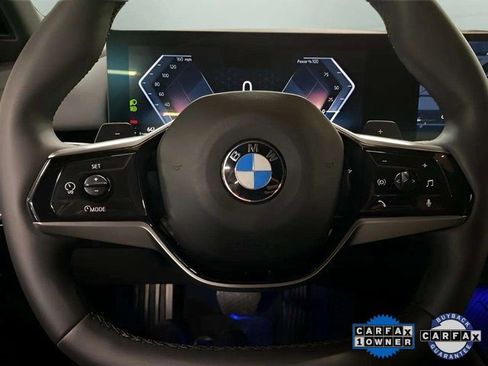 Used 2025 BMW 530i xDrive image 39