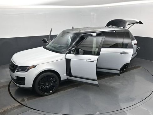 Used 2020 Land Rover Range Rover Long Wheelbase Autobiography image 20
