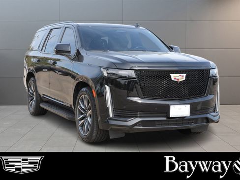 Used 2023 Cadillac Escalade Sport w/ Touring Package image 3