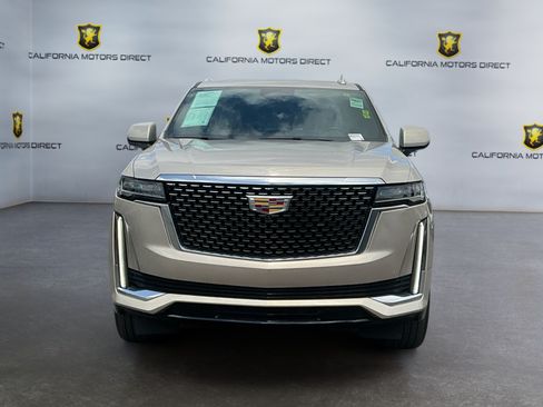 Used 2022 Cadillac Escalade ESV Premium Luxury RWD image 2