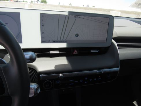 Used 2024 Hyundai Ioniq 5 SEL RWD image 18