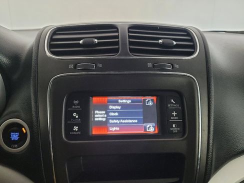 Used 2020 Dodge Journey SE w/ SE Popular Equipment Group FWD image 25