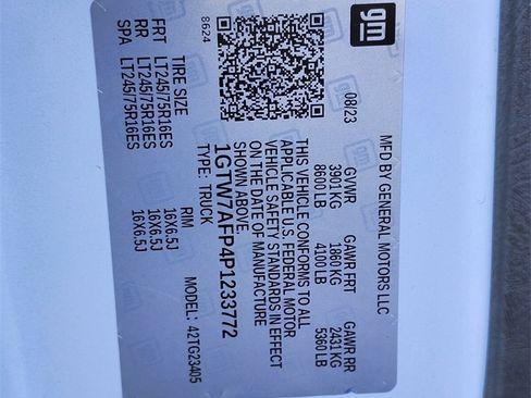 Used 2023 GMC Savana 2500 w/ Driver Convenience Package image 24