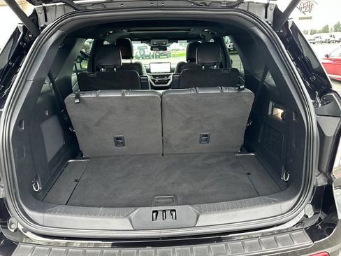 Used 2025 Ford Explorer ST AWD/4WD image 27