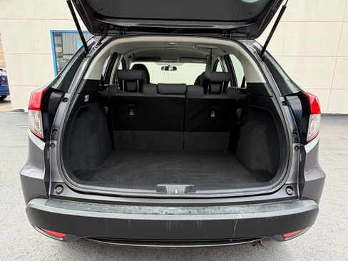 Used 2019 Honda HR-V LX image 21