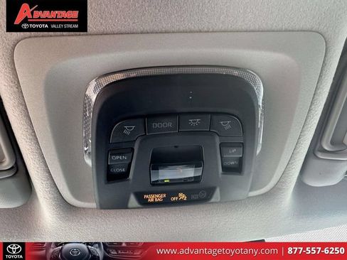 Used 2023 Toyota Corolla Cross LE w/ Moonroof Package AWD/4WD image 39