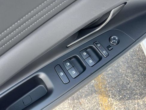 Certified 2026 Hyundai Elantra Sport FWD image 15