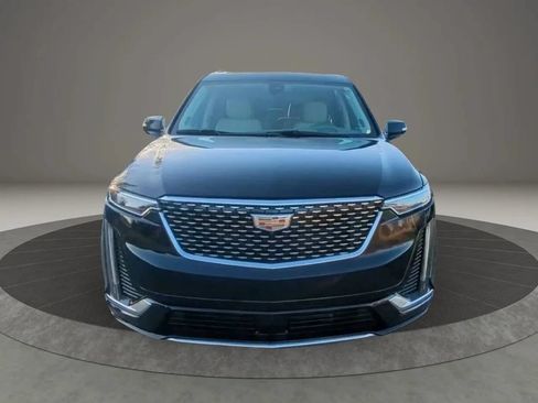 Used 2023 Cadillac XT6 Premium Luxury w/ Technology Package AWD/4WD image 6