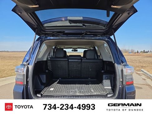 Used 2019 Toyota 4Runner SR5 Premium image 23