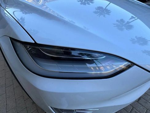 Used 2018 Tesla Model X 75D AWD/4WD image 29
