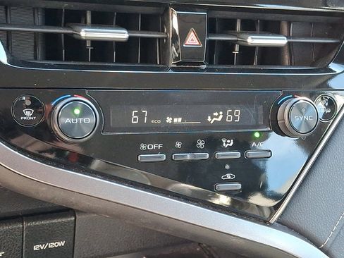 Used 2024 Toyota Camry XSE image 15