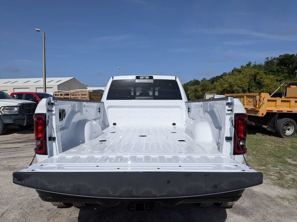 New 2026 RAM 3500 Tradesman AWD/4WD image 13