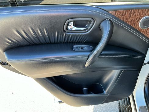 Used 2020 Nissan Armada SL w/ Premium Package image 15