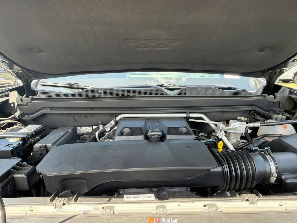 Used 2025 GMC Canyon Denali AWD/4WD image 34