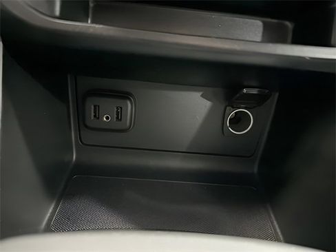 Used 2021 Chevrolet Colorado LT w/ Fleet Safety Package image 22