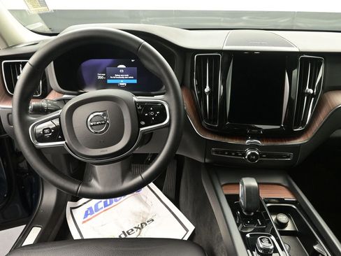Used 2023 Volvo XC60 B5 Plus w/ Climate Package image 11
