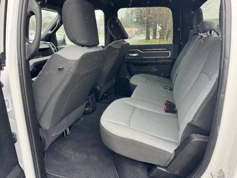 Used 2021 RAM 3500 Big Horn image 5