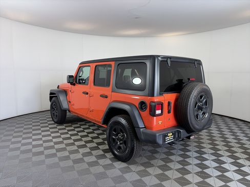 Used 2023 Jeep Wrangler Unlimited Sport AWD/4WD image 8