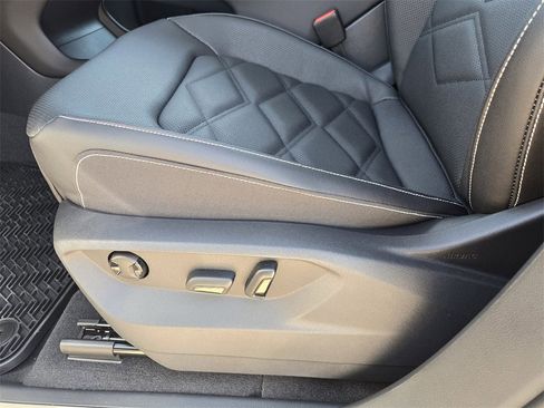 New 2026 Volkswagen Atlas SE image 19