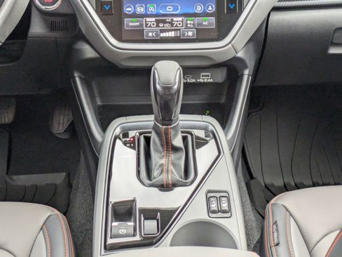 Used 2024 Subaru Crosstrek 2.5i Limited w/ Popular Package #3A image 19