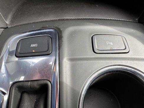 Used 2024 Chevrolet Equinox LT AWD/4WD image 26