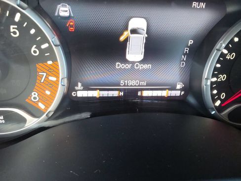 Used 2023 Jeep Renegade Trailhawk AWD/4WD image 18