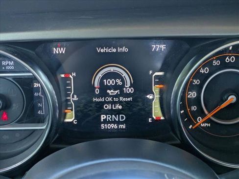 Used 2020 Jeep Gladiator Sport w/ Quick Order Package 24S AWD/4WD image 11